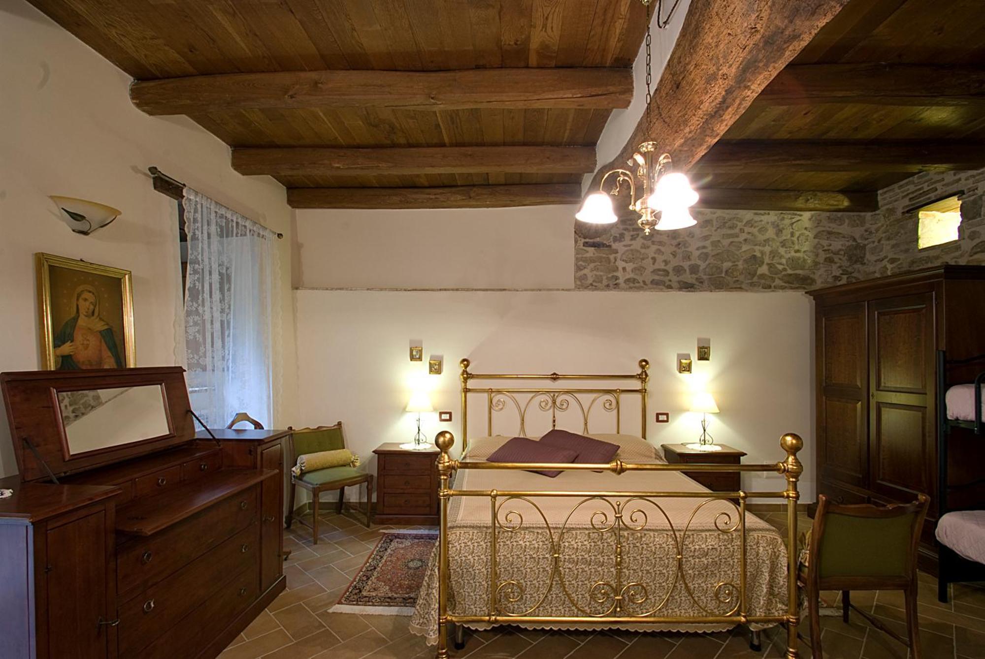 Casale Del Monsignore Spoleto Ruang foto