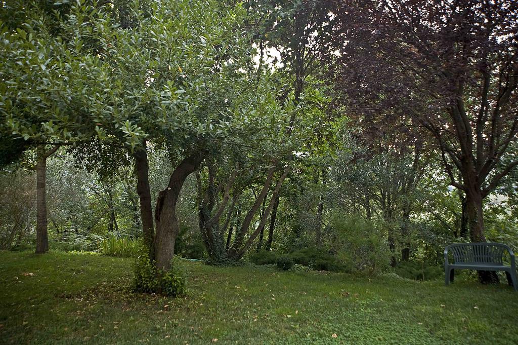 Casale Del Monsignore Spoleto Bagian luar foto
